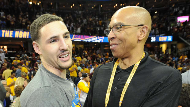 klay-thompson-mychal-thompson-warriors.jpg